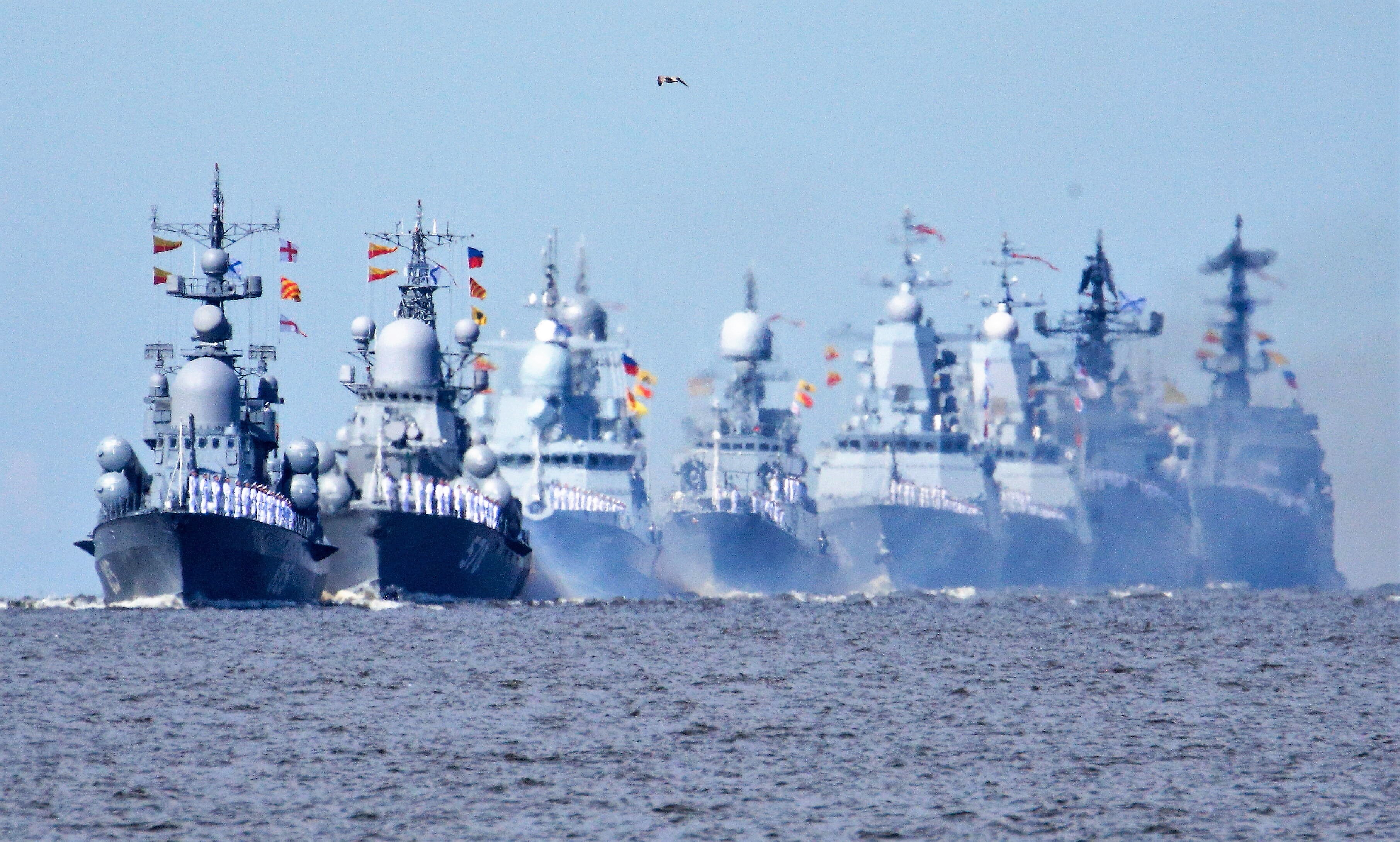 EILMELDUNG🔥 Russisches Kriegsschiffe im Mittelmeer gesichtet - Italienische Marine warnt vor Zwischenfall!
