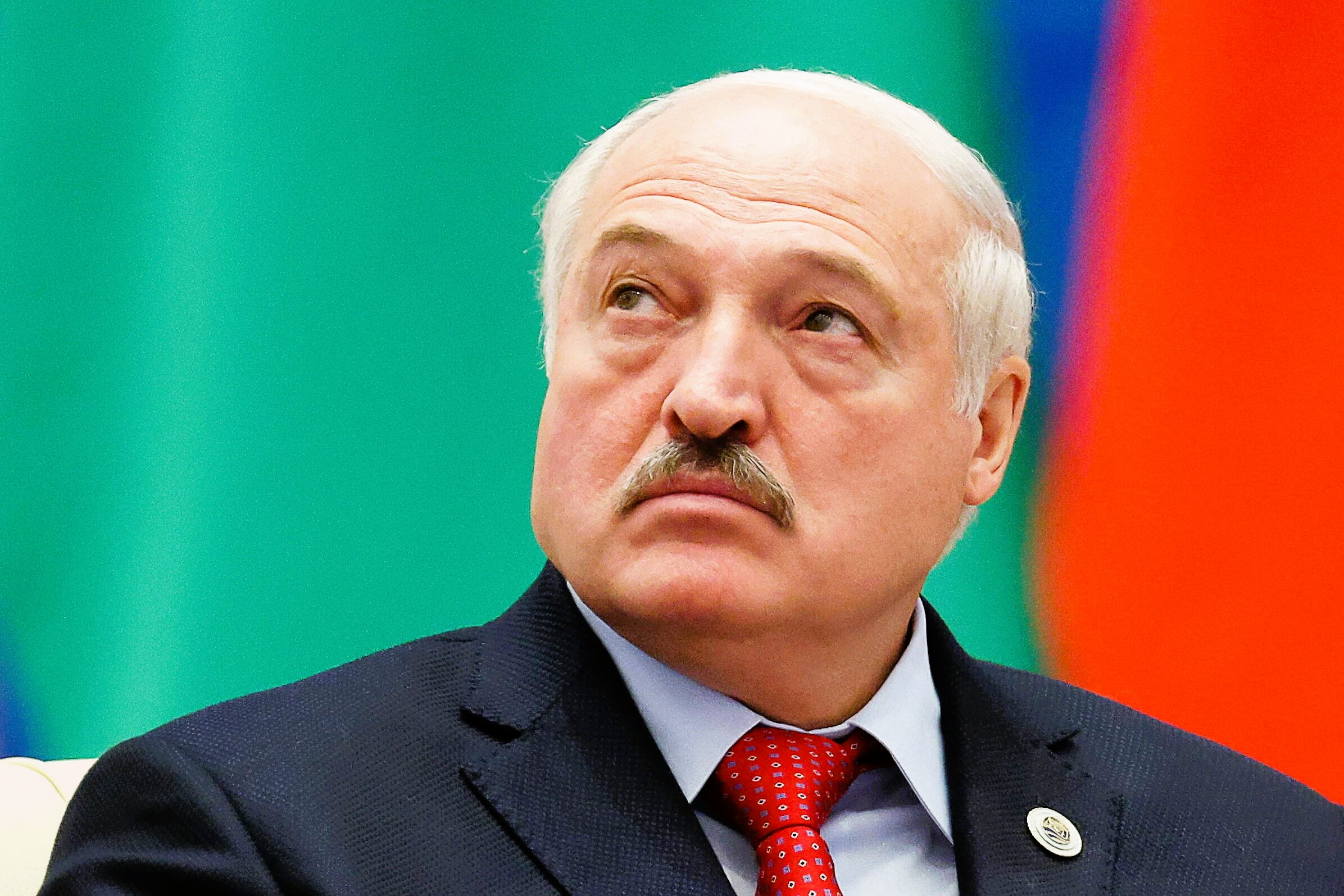 Nach Besuch von Putin verschwunden! Wo steckt Alexander Lukaschenko? Ist der Belarus-Diktator tot?