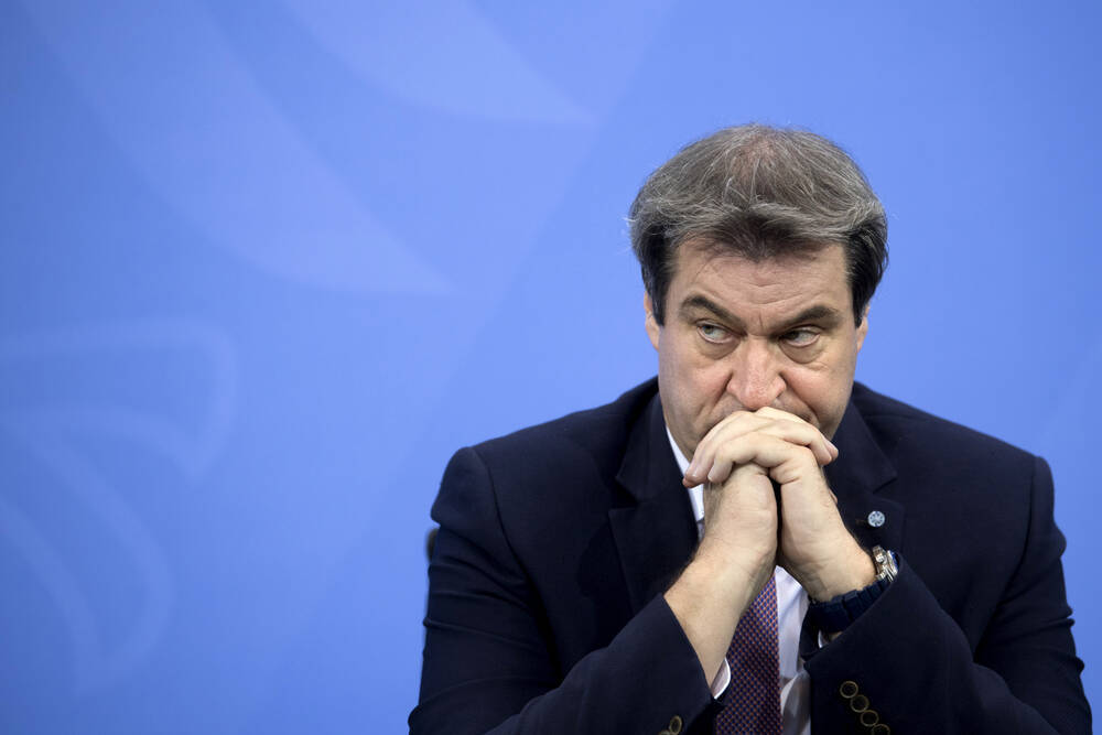 Markus Söder angezeigt! Söder soll "Corona-Autokrat" und "Landesverräter" sein! 