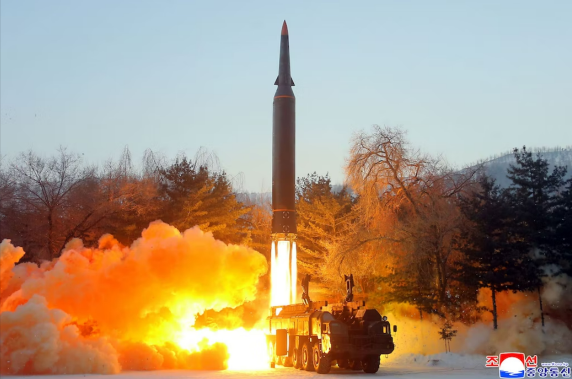 Endlich Frieden? Medwedew sicher: Krieg in der Ukraine endet mit Atomangriff oder Friedensvertrag!